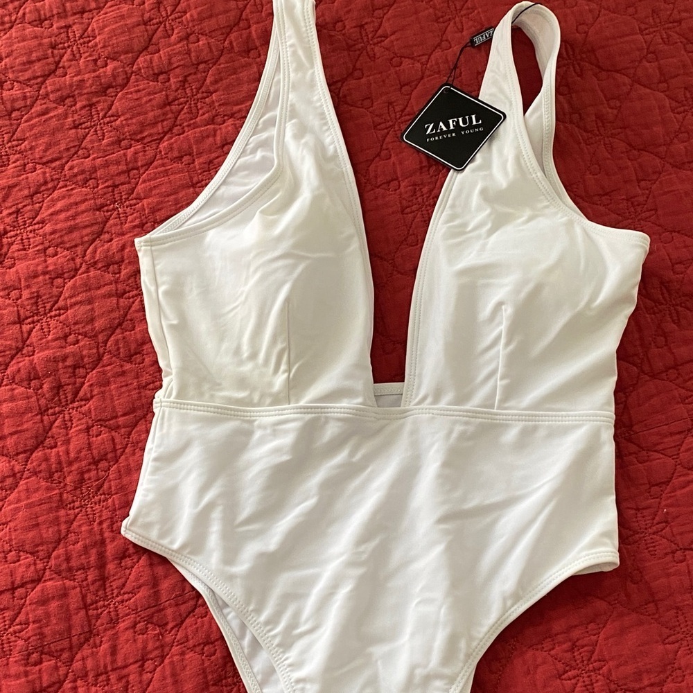 Zaful Ivory Deep V-Neck Swimsuit